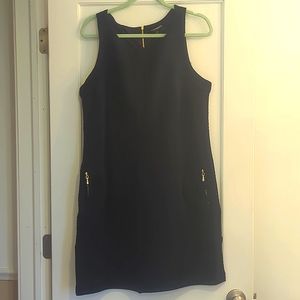 Sleeveless dress